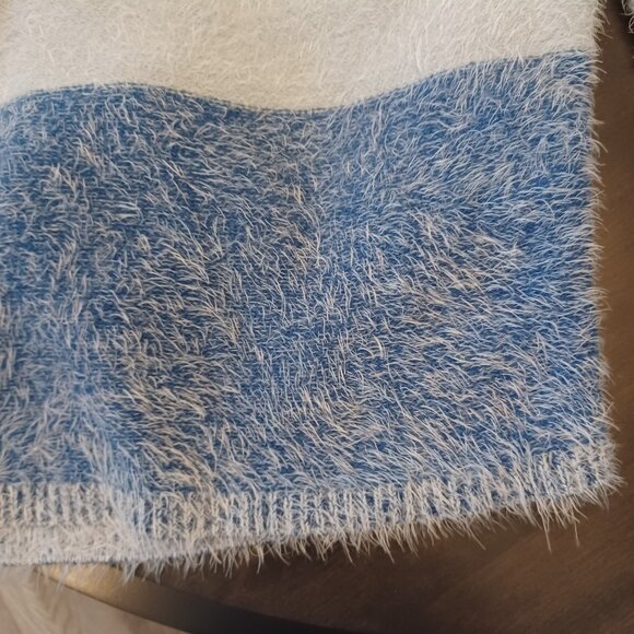 Tribal Cowl Neck Sweater Dusty Blue Size S Cozycore - Picture 7 of 7